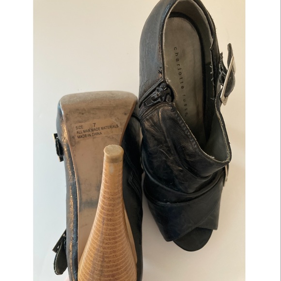 Vintage Charlotte Russe Black Faux Leather Double Buckle Accent Heels size 7 - Picture 7 of 7